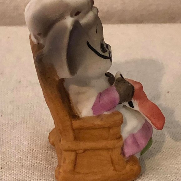 Vintage Ceramic Grandma & Grandpa Mouse Figurines - Picture 7 of 10